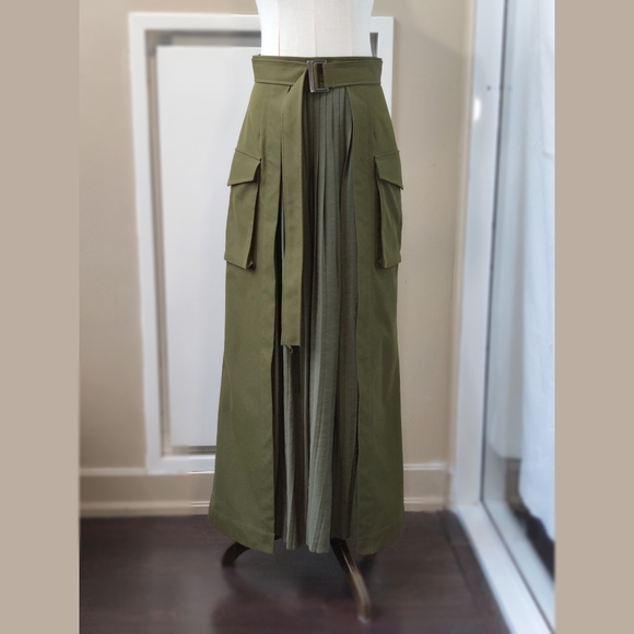 CLANE Military docking pleats skirt - Picture 2 of 9